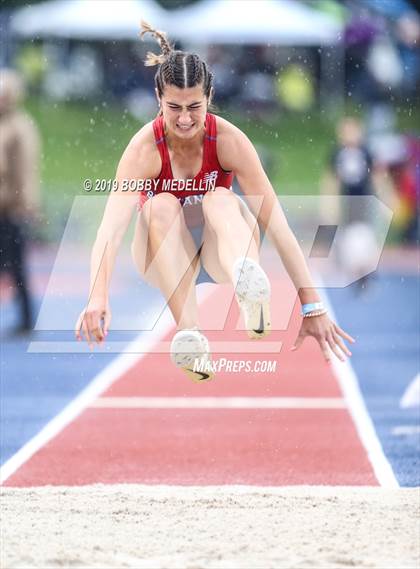 Thumbnail 3 in CIF Central Section Masters Track & Field Championship photogallery.