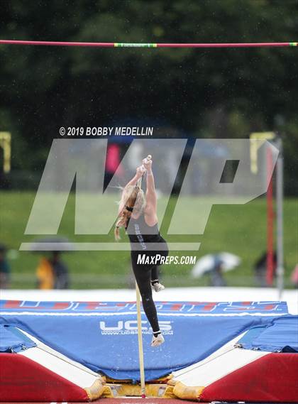 Thumbnail 1 in CIF Central Section Masters Track & Field Championship photogallery.