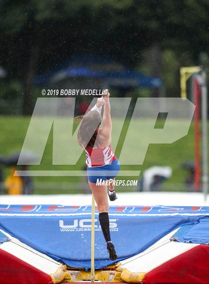 Thumbnail 2 in CIF Central Section Masters Track & Field Championship photogallery.