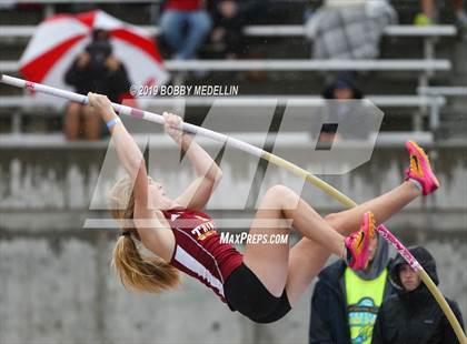 Thumbnail 3 in CIF Central Section Masters Track & Field Championship photogallery.