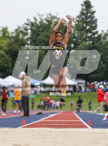 Thumbnail 3 in CIF Central Section Masters Track & Field Championship photogallery.