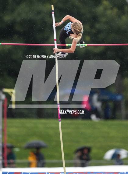 Thumbnail 3 in CIF Central Section Masters Track & Field Championship photogallery.