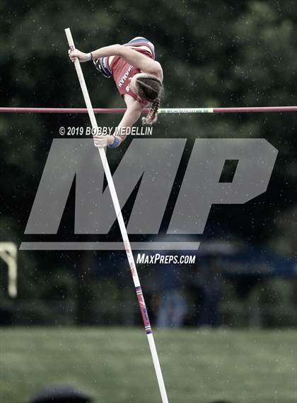 Thumbnail 2 in CIF Central Section Masters Track & Field Championship photogallery.