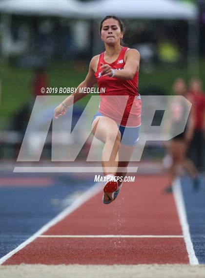 Thumbnail 2 in CIF Central Section Masters Track & Field Championship photogallery.