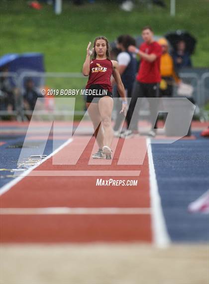 Thumbnail 1 in CIF Central Section Masters Track & Field Championship photogallery.