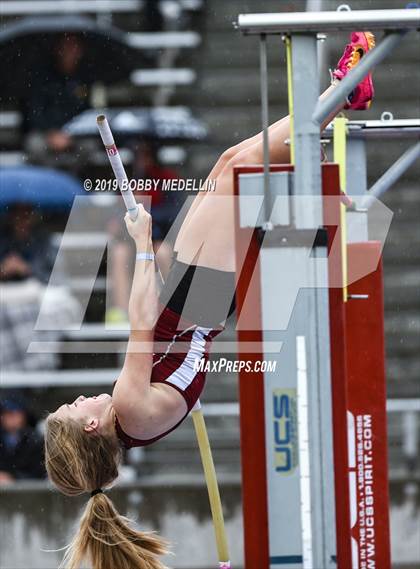 Thumbnail 2 in CIF Central Section Masters Track & Field Championship photogallery.