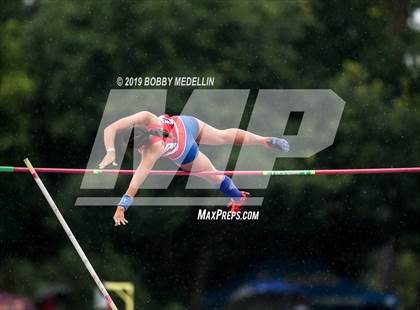 Thumbnail 3 in CIF Central Section Masters Track & Field Championship photogallery.