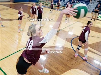 Thumbnail 3 in Golden @ Pine Creek photogallery.