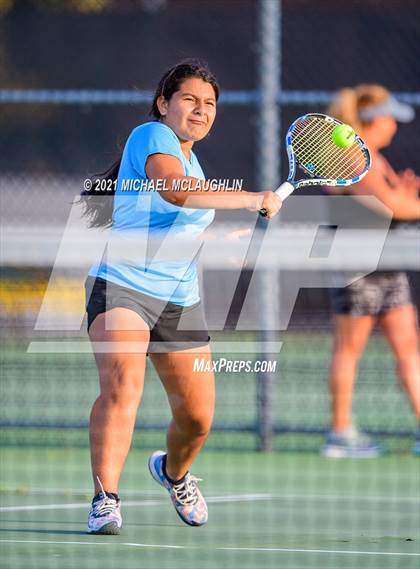 Thumbnail 3 in Mepham @ Oceanside photogallery.