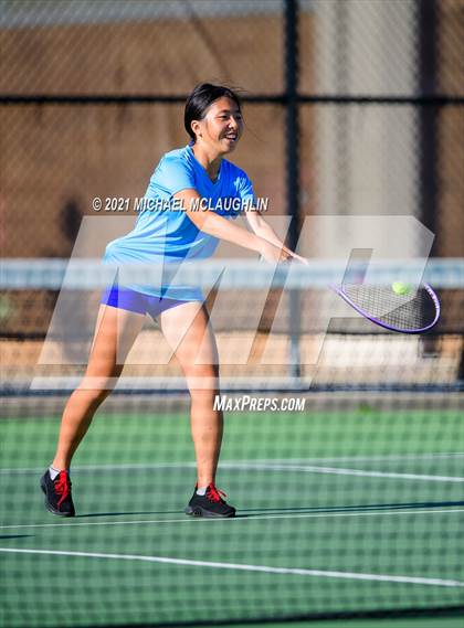 Thumbnail 1 in Mepham @ Oceanside photogallery.