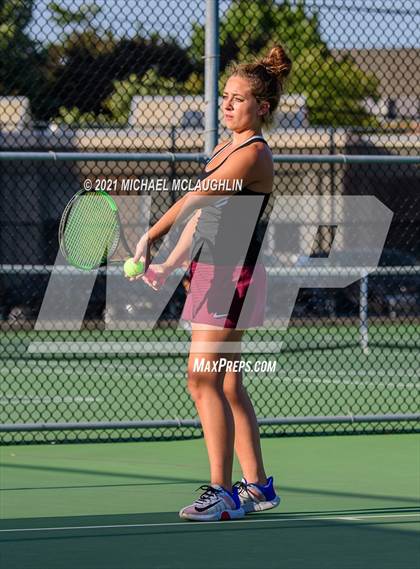 Thumbnail 3 in Mepham @ Oceanside photogallery.