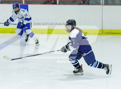 Thumbnail 2 in Wilton @ Darien photogallery.