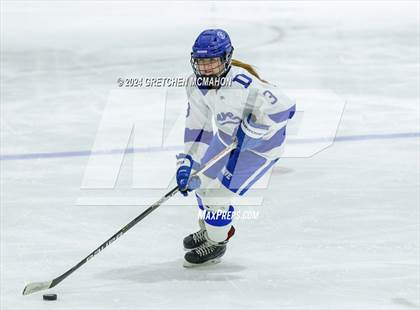 Thumbnail 2 in Wilton @ Darien photogallery.