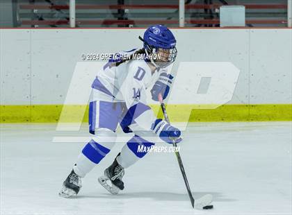 Thumbnail 2 in Wilton @ Darien photogallery.