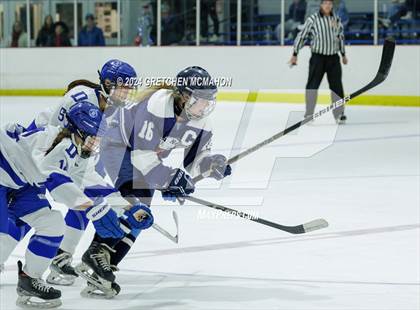 Thumbnail 2 in Wilton @ Darien photogallery.