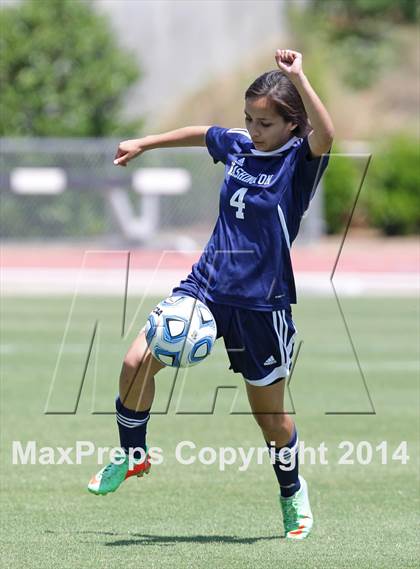 Thumbnail 3 in Washington vs. West Stokes (NCHSAA 2A Final) photogallery.