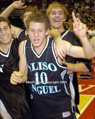Thumbnail 3 in Aliso Niguel vs. El Toro (Sec. I-A Final)#1 photogallery.