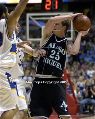Thumbnail 2 in Aliso Niguel vs. El Toro (Sec. I-A Final)#1 photogallery.