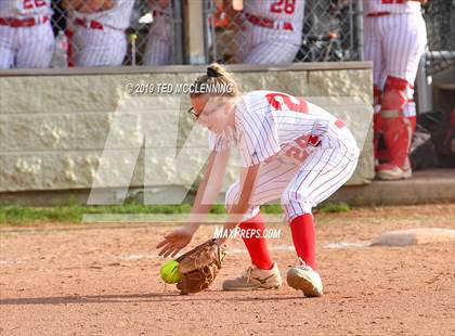 Thumbnail 3 in Farmington vs. Brookland (AAA 4A Semifinal) photogallery.