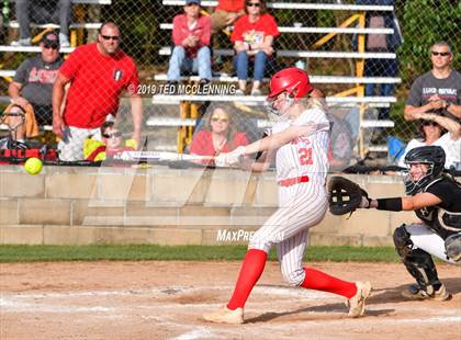 Thumbnail 1 in Farmington vs. Brookland (AAA 4A Semifinal) photogallery.