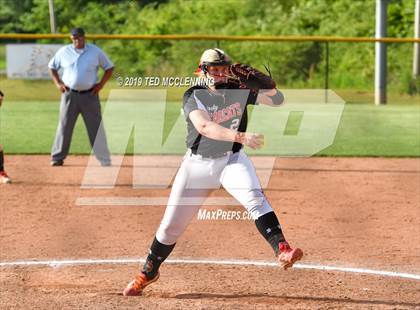 Thumbnail 2 in Farmington vs. Brookland (AAA 4A Semifinal) photogallery.