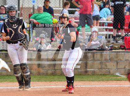 Thumbnail 3 in Farmington vs. Brookland (AAA 4A Semifinal) photogallery.