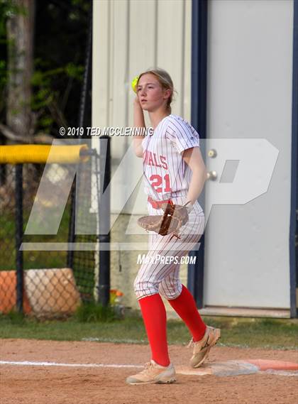 Thumbnail 3 in Farmington vs. Brookland (AAA 4A Semifinal) photogallery.