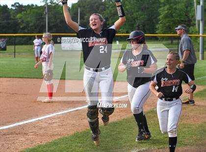 Thumbnail 3 in Farmington vs. Brookland (AAA 4A Semifinal) photogallery.