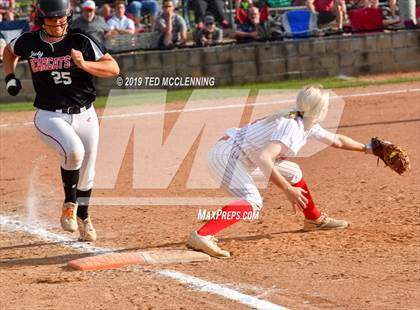Thumbnail 3 in Farmington vs. Brookland (AAA 4A Semifinal) photogallery.