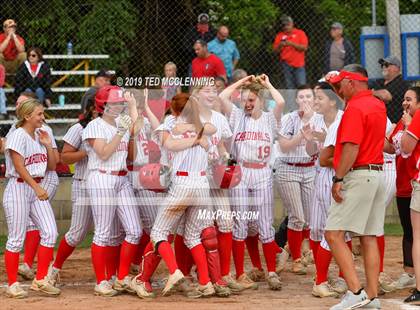 Thumbnail 2 in Farmington vs. Brookland (AAA 4A Semifinal) photogallery.