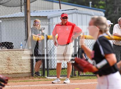 Thumbnail 3 in Farmington vs. Brookland (AAA 4A Semifinal) photogallery.