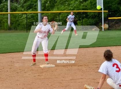 Thumbnail 2 in Farmington vs. Brookland (AAA 4A Semifinal) photogallery.
