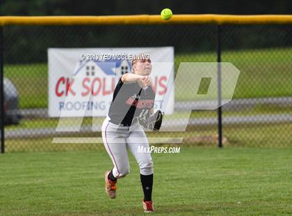 Thumbnail 1 in Farmington vs. Brookland (AAA 4A Semifinal) photogallery.