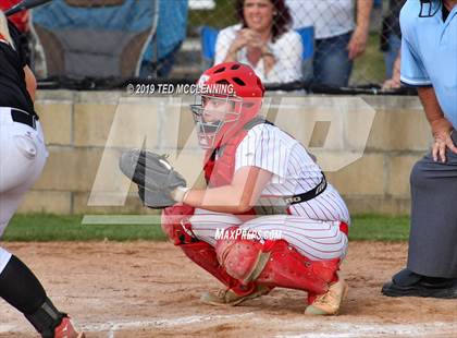 Thumbnail 2 in Farmington vs. Brookland (AAA 4A Semifinal) photogallery.