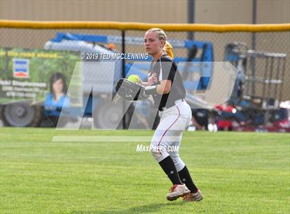 Thumbnail 2 in Farmington vs. Brookland (AAA 4A Semifinal) photogallery.