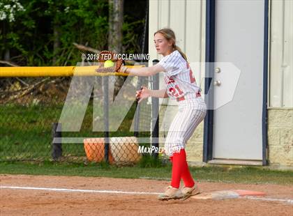 Thumbnail 1 in Farmington vs. Brookland (AAA 4A Semifinal) photogallery.