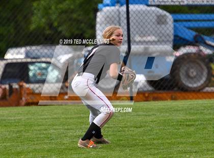 Thumbnail 2 in Farmington vs. Brookland (AAA 4A Semifinal) photogallery.