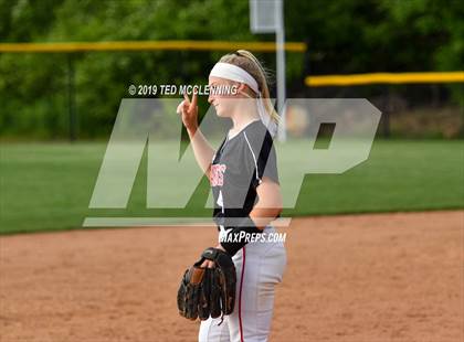 Thumbnail 1 in Farmington vs. Brookland (AAA 4A Semifinal) photogallery.