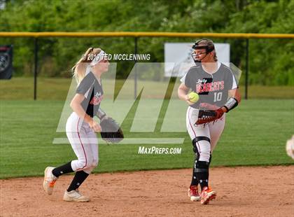 Thumbnail 3 in Farmington vs. Brookland (AAA 4A Semifinal) photogallery.