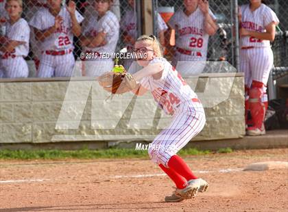 Thumbnail 3 in Farmington vs. Brookland (AAA 4A Semifinal) photogallery.