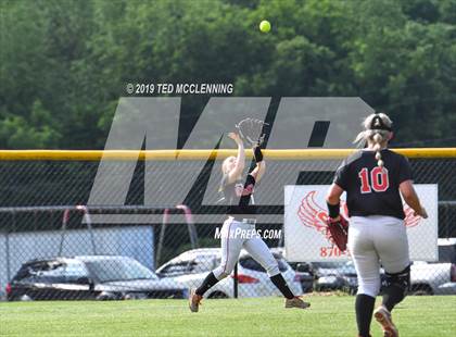 Thumbnail 1 in Farmington vs. Brookland (AAA 4A Semifinal) photogallery.