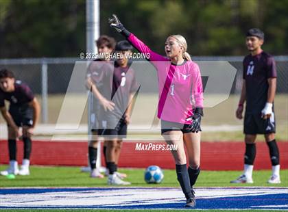 Thumbnail 2 in Hudson vs Hamshire-Fannett (HJ United Soccer Tournament) photogallery.