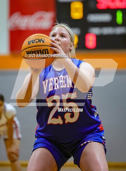 Thumbnail 2 in Maplesville vs Verbena (Chilton County Tournament Round 1) photogallery.