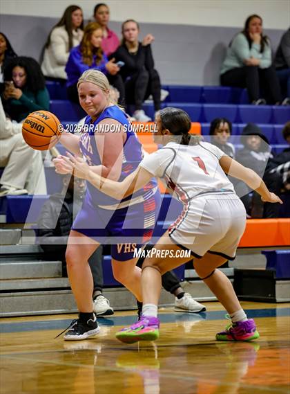 Thumbnail 1 in Maplesville vs Verbena (Chilton County Tournament Round 1) photogallery.