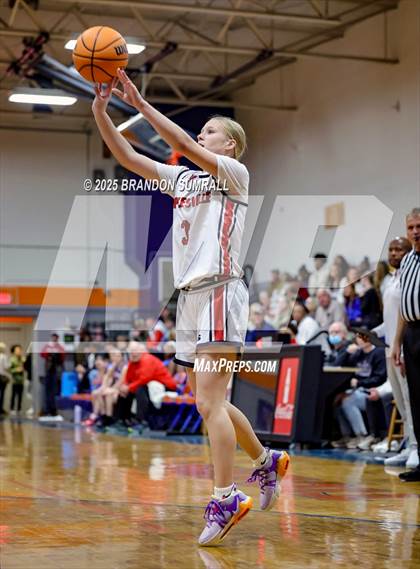 Thumbnail 2 in Maplesville vs Verbena (Chilton County Tournament Round 1) photogallery.