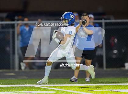 Thumbnail 1 in Gunter @ Whitesboro photogallery.
