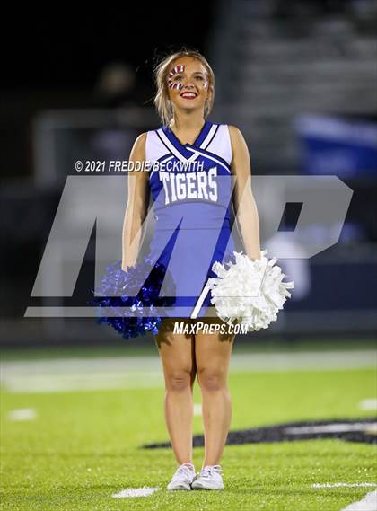 Thumbnail 3 in Gunter @ Whitesboro photogallery.