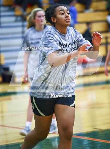 Thumbnail 1 in Noblesville @ Lawrence North photogallery.