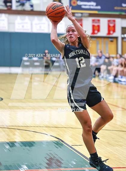 Thumbnail 2 in Noblesville @ Lawrence North photogallery.