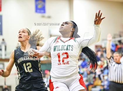 Thumbnail 2 in Noblesville @ Lawrence North photogallery.